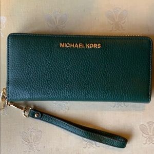 NWOT Michael Kors dark green leather wallet